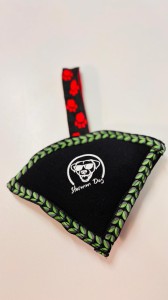 Trójkąt dla szczeniąt BLACK rączka liście 14cm
